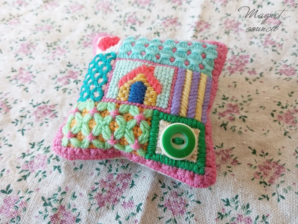 ウール刺繍のピンクッション パッチワーク